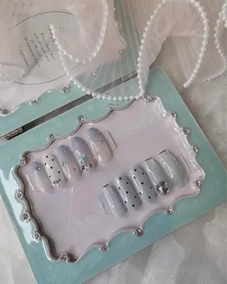 ネイル Mel所属・𝐌𝐞𝐥 𝐧𝐚𝐢𝐥のネイルデザイン