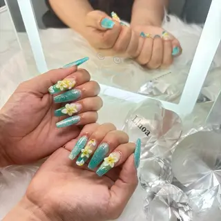 ネイル TANAKA SAEのネイルデザイン