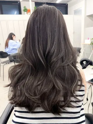 ロング カラー 🌈透明感カラー🌈 🌟吉田祐介🌟のヘアスタイル