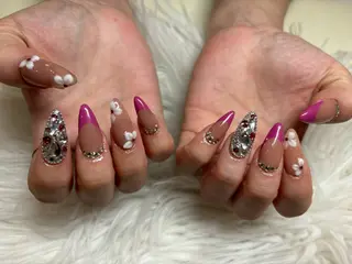 ネイル SOARE🤍 🤍のネイルデザイン