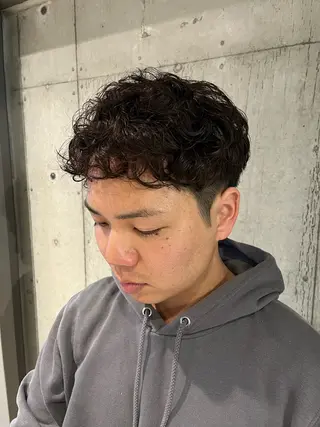 パーマ メンズ 傷ませないカラー・ ボブ・リクト💥のヘアスタイル