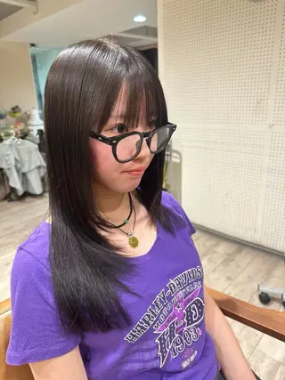 ロング 熊瀧 彩花のヘアスタイル