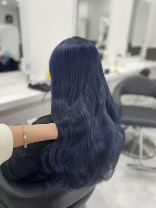 カラー ロング 💙ハイトーン韓国風 色白ヘア💙manaのヘアスタイル