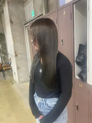 ロング 鈴木瑛里／ブロンド ベージュ／男女のヘアスタイル