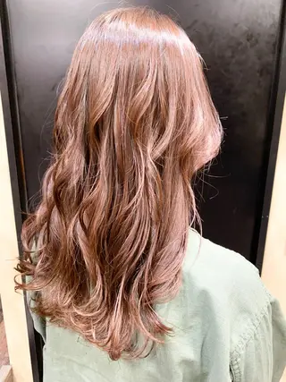 ロング カラー 平 ちひろのヘアスタイル