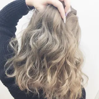 ロング カラー GOLD BLACK所属・究極の艶髪! 艶神!大矢祥央のヘアスタイル