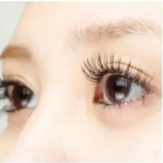 マツエク・マツパ watabe .のネイルデザイン