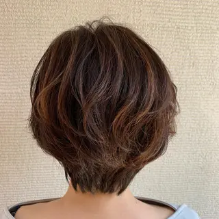 ショート パーマ 庭山 理沙のヘアスタイル