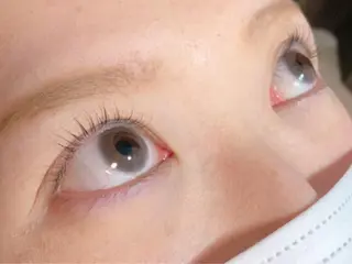 マツエク・マツパ three Nail&Eyeのネイルデザイン