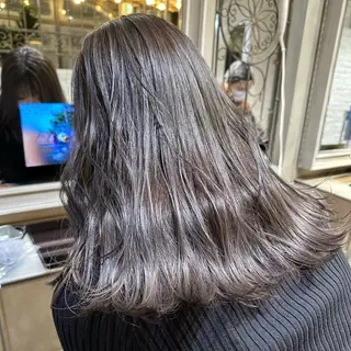 セミロング Tiffa二子玉川所属・レイヤーカット 🌻AOI🌻のヘアスタイル