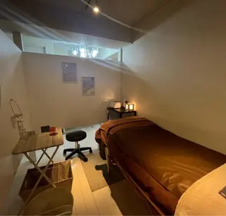 学生ニキビ改善🍀 優しい肌質改善のエステ・リラクイメージ