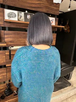 ショート カラー ハンソン ディンのヘアスタイル