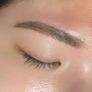 アイブロウ Ayumi.dre 🌸Y《2階》のマツエク・マツパデザイン