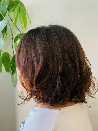 ミディアム 齋藤 リョウコのヘアスタイル