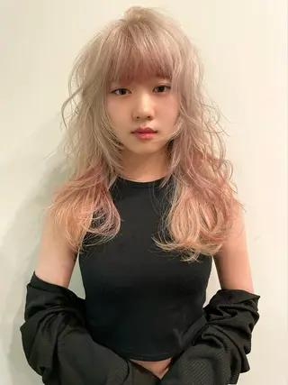 ミディアム カラー SALOWIN所属・ブリーチ🔑 ボブ✨レイヤーのヘアスタイル