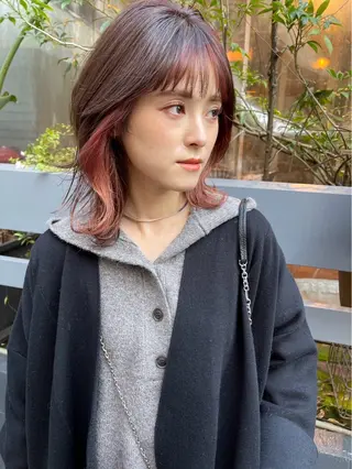 セミロング カラー Vers所属・松川 帆乃果のヘアスタイル