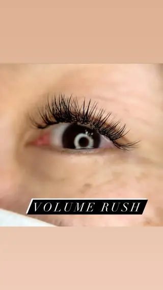 ãããšã¯ã»ããã ~LANA~ eyelash / eyebrow salonæå±ã»~ð³ðšðµðš~ ð¬ð¹ð°ã®ãããšã¯ã»ããããã¶ã€ã³