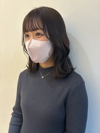 ミディアム moeka レイヤー /艶カラー/韓国のヘアスタイル