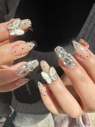 ロング カラー ヘアアレンジ キッズ ネイル マツエク・マツパ アイブロウ 福田 加奈のネイルデザイン