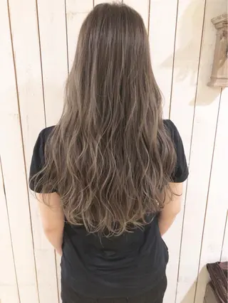 ロング Noe心斎橋所属・Noe心斎橋 堀田 朋宏のヘアスタイル