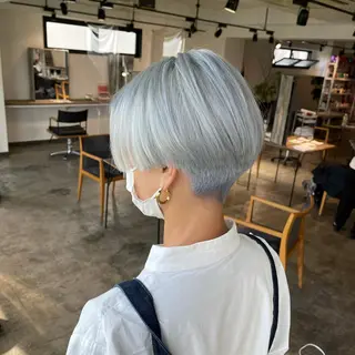 ショート カラー 🌈ディレクター🌈 徳松優希のヘアスタイル