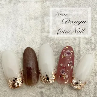ネイル Lotus Nailのネイルデザイン