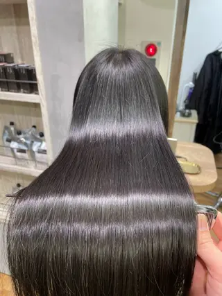 ロング gite KOHOKU所属・髪質改善レイヤー/ 雨のヘアスタイル