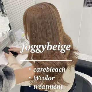 ロング カラー ヘアアレンジ 🩵ダメージレス艶感 ハイトーン🩷のヘアスタイル