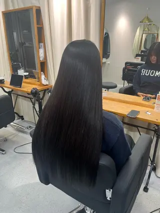 ロング カラー ciera.堀江 佐藤のヘアスタイル