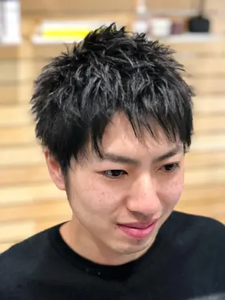 ショート メンズ RUBEUS【ルベウス】所属・✨艶々カラー🎨 杉本賢人のヘアスタイル