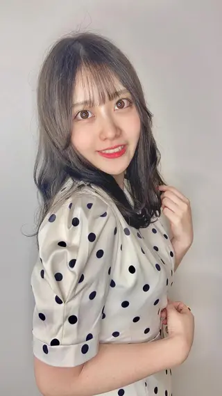 ロング ayumi🦖/ ブリーチカラーのヘアスタイル