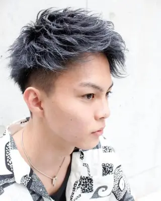 ショート カラー メンズ FERIA fam 小林勇太のヘアスタイル