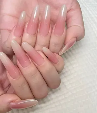 ネイル 相沢 さやかのネイルデザイン