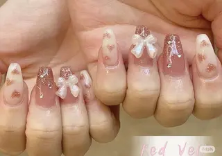 ネイル RiRi  ネイルサロンのネイルデザイン