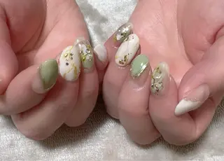 ネイル t. yoshizawaのネイルデザイン