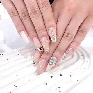 ネイル FLY Nail Salonのネイルデザイン