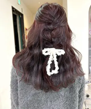 ロング カラー mizuki/ピンク ベージュ.レイヤーのヘアスタイル