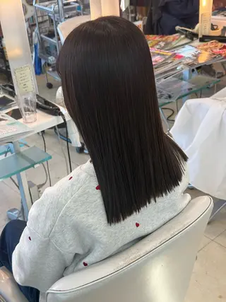 セミロング 井上 歩のヘアスタイル