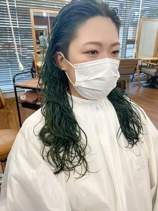ロング パーマ パーマ、髪質改善 菊地美月のヘアスタイル