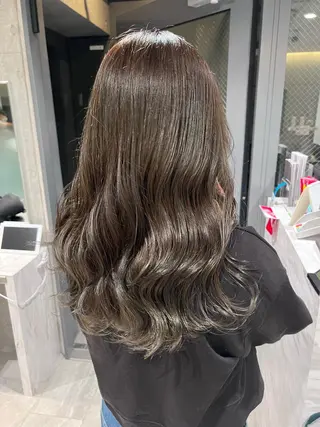 ロング カラー ブリーチなしカラー RURI🩵のヘアスタイル
