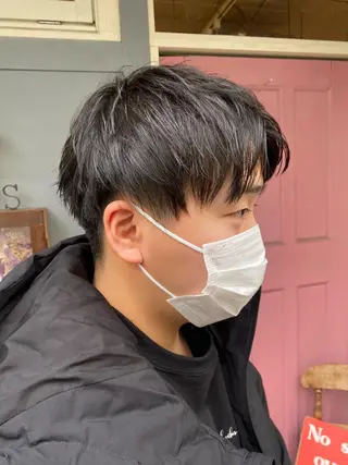 ショート メンズ ヤスザトアヤノ /レイヤー/オリーブのヘアスタイル