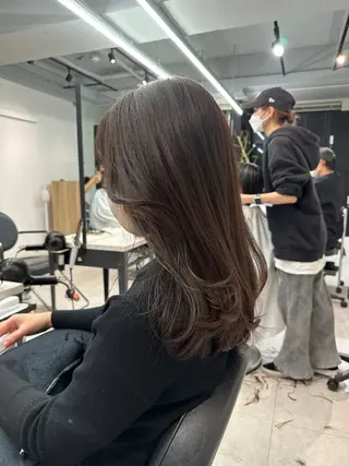 カラー 志村 奈々のヘアスタイル