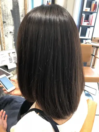 セミロング 【デザイナー】田中 美生のヘアスタイル