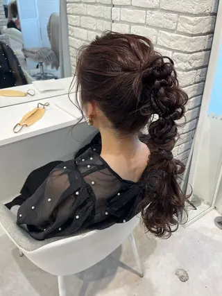 ロング ヘアアレンジ tomida yukiの眉毛・アイブロウイメージ