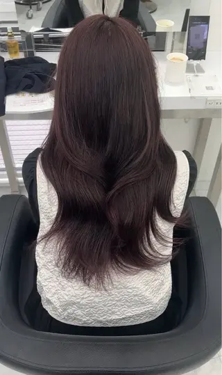 ロング 韓国ヘア/ブリーチ無 しWカラー/オリーブのヘアスタイル