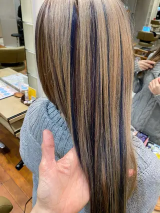 ロング カラー Aimer Hair Design Lewis所属・伊藤 いほみの眉毛・アイブロウイメージ