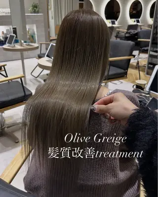 ロング カラー 赤み消し/オリーブ カーキ/福田れんのヘアスタイル