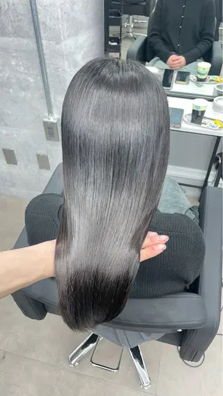 ロング カラー パーマ 🌈艶髪/髪質改善 新宿itouのヘアスタイル