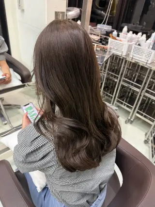 セミロング ヘアーメイクWILL 西宮店所属・WILL西宮 藤原 佳奈/髪質改善/艶髪のヘアスタイル