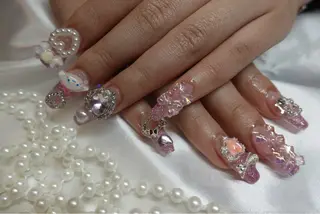 ネイル 濱岡 咲のネイルデザイン
